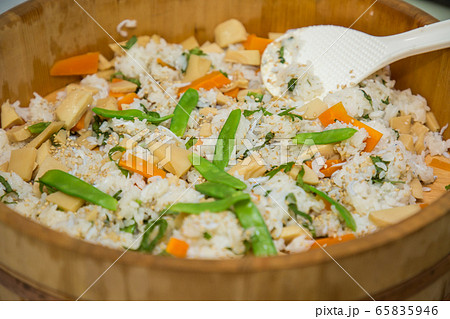 筍のちらし寿司 65835946