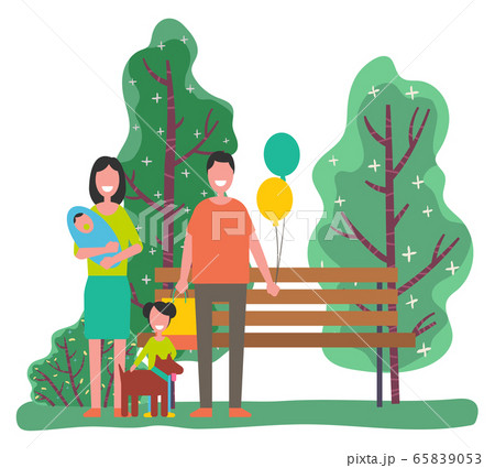 Family of Mother Father Children in Summer Park Family of Mother Father Children in Summer Park 65839053