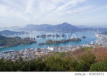 因島公園から眺めた土生港の景色 因島公園から眺めた土生港の景色 65839351