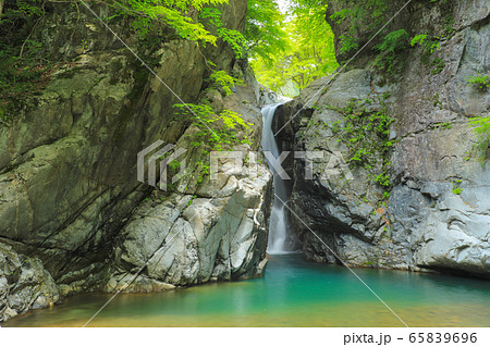 名瀑 一之釜 山梨市 名瀑 一之釜 山梨市 65839696