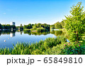 Pond "Schlossteich" in Chemnitz (Germany) in the morning sun 65849810