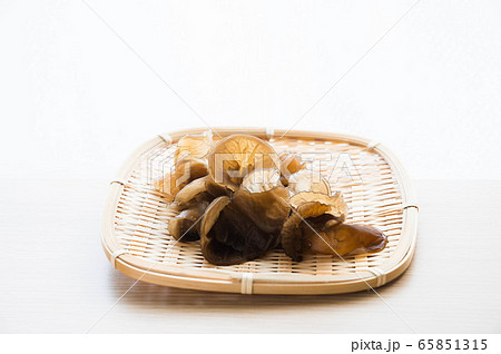 天然の生キクラゲ 65851315