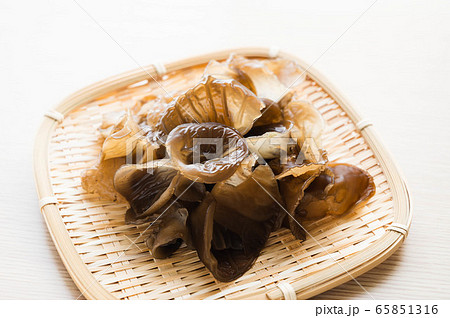 天然の生キクラゲ 65851316