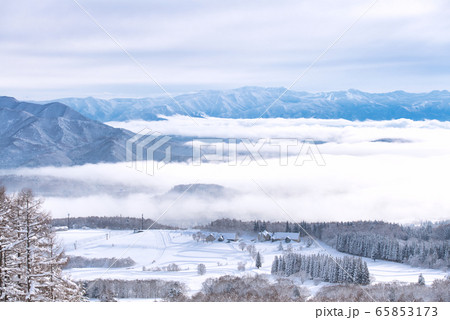 スキー場のゲレンデ 真冬のスキー場 スキー場のゲレンデ 真冬のスキー場 65853173
