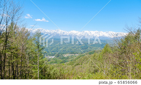 春の虫倉山登山・登山道からの眺め（不動滝コース・柏鉢城コース） 65856066
