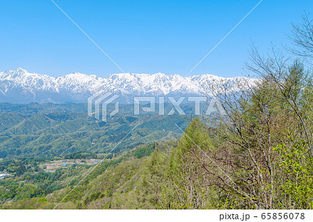 春の虫倉山登山・登山道からの眺め（不動滝コース・柏鉢城コース） 65856078