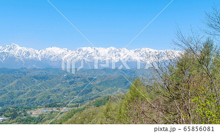 春の虫倉山登山・登山道からの眺め（不動滝コース・柏鉢城コース） 65856081