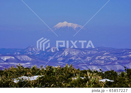 八甲田山からの岩木山 八甲田山からの岩木山 65857227