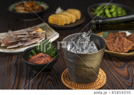 焼酎 オン・ザ・ロック 居酒屋 65859350