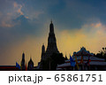 ワットアルン(Wat Arun)_暁の寺_三大寺院_バンコク_タイ 65861751