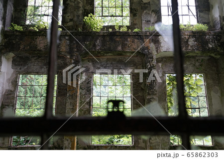 廃墟　新潟県南魚沼郡湯沢町　二居変電所跡 65862303
