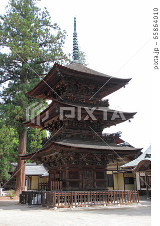 若一王子神社三重塔 長野県大町市 若一王子神社三重塔 長野県大町市 65864010