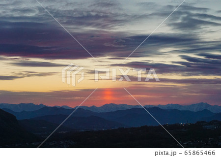 白馬に沈む夕日 65865466