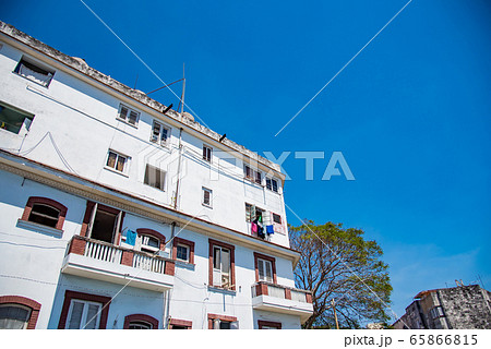 キューバ　ハバナの町並み 65866815