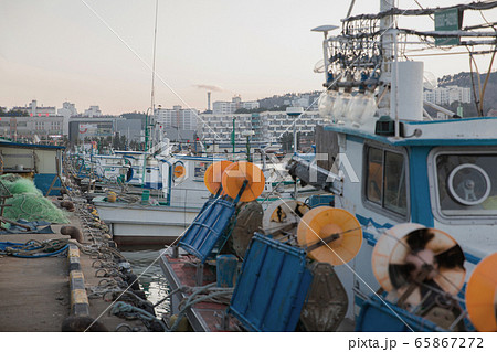 fishing village landscape. fresh fish market at the port in Korea 075 fishing village landscape. fresh fish market at the port in Korea 075 65867272