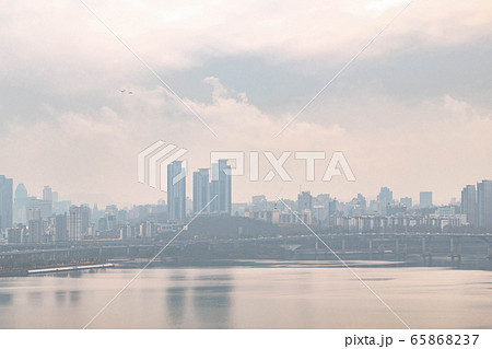 Cityscape of Seoul, Korea. modern architecture on sunny day. 012 65868237