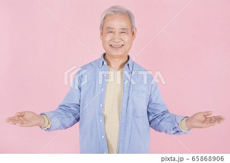 Happy senior life concept. Healthy activities in daily life of senior couple 391 Happy senior life concept. Healthy activities in daily life of senior couple 391 65868906