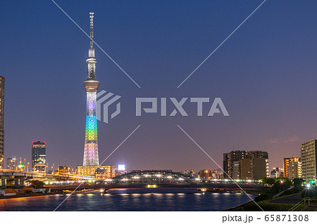 都市夜景　東京スカイツリー特別ライティング 65871308