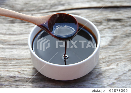 molasses that remains as a residue from the 65873096