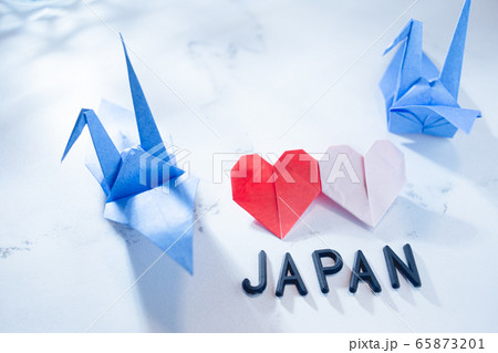 social distancing、ハート、ライフスタイル、日本 social distancing、ハート、ライフスタイル、日本 65873201