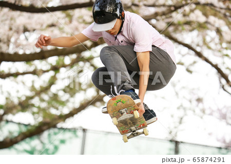 スケートボード 65874291