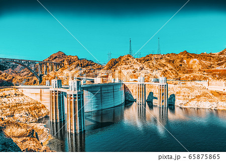Famous and amazing Hoover Dam at Lake Mead, Nevada Famous and amazing Hoover Dam at Lake Mead, Nevada 65875865
