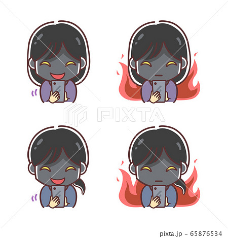 スマホを見る悪意のある様子の女性のイラスト 4種類 表情 のイラスト素材