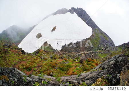 鳥海山七高山からの新山 65878119