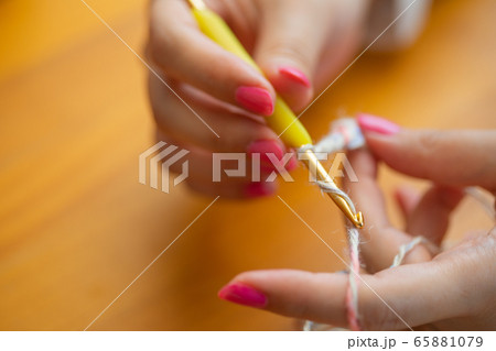 手芸　毛糸あみあみしております。 65881079