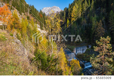 Autumn alpine Dolomites mountain view with small 65885009