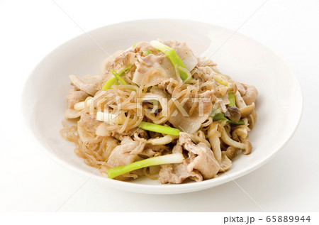 豚バラ肉と糸蒟蒻の炒め物 豚バラ肉と糸蒟蒻の炒め物 65889944