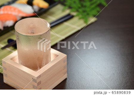 夏の冷酒 日本酒 夏の冷酒 日本酒 65890839