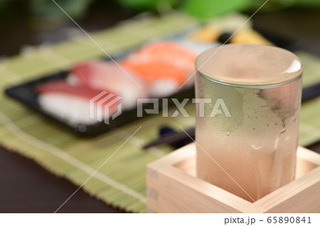夏の冷酒 日本酒 夏の冷酒 日本酒 65890841