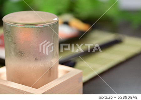 夏の冷酒 日本酒 夏の冷酒 日本酒 65890848