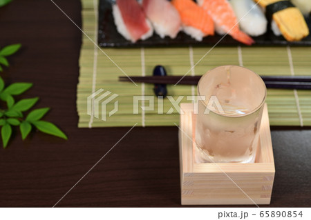夏の冷酒 日本酒 夏の冷酒 日本酒 65890854