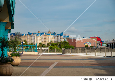 舞浜駅南口風景 65893713