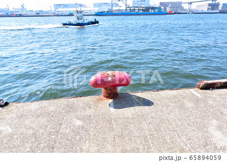繋留用ボラード　大阪湾 65894059