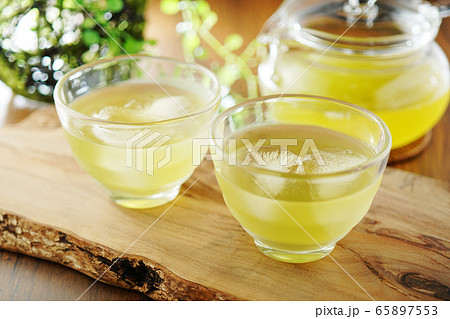 冷たいお茶(緑茶) 冷たいお茶(緑茶) 65897553