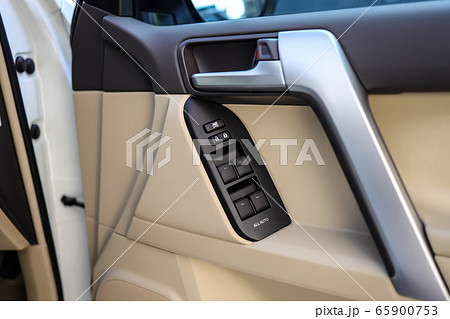 ドアスイッチ 65900753