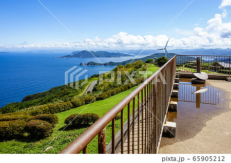 千畳敷高原から日本海のパノラマ　山口県長門市 65905212