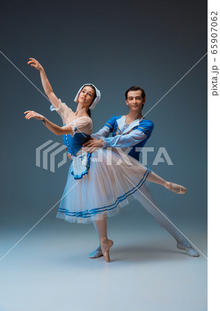 Young and graceful ballet dancers as Cinderella fairytail characters. 65907062