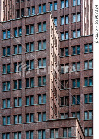 Full frame pattern of windows in office building. Abstract background 65907384