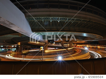 高速道路 65909504