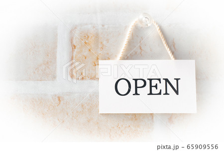 OPEN　開店　営業中　オープン　営業時間 65909556