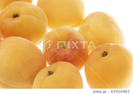 fresh ripe apricot fruits isolated on white 65910965