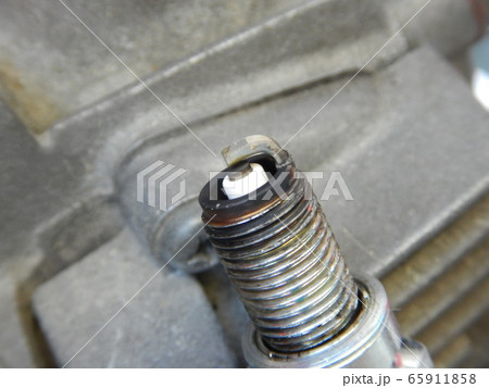 ハンターカブ　プラグ交換 65911858