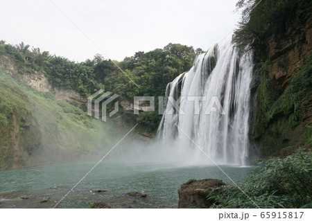 アジア最大の滝「黄果樹瀑布」 65915817
