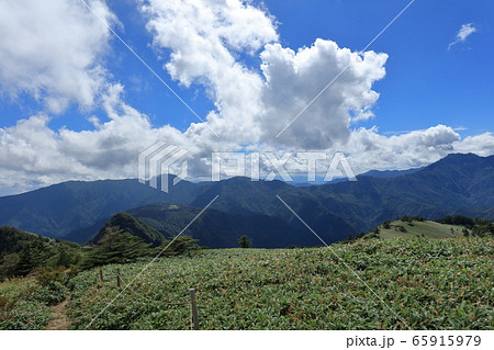 瓶ガ森からの筒山 瓶ガ森からの筒山 65915979