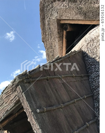 茅葺き屋根 茅葺き屋根 65916132
