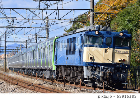 高崎線 本庄－岡部 JR東日本 EF64-1032（長岡）＋E235系 49編成